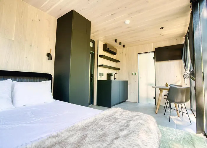 The Haues Windham - Luxury Suites, Hot Tub, Mountain Views!